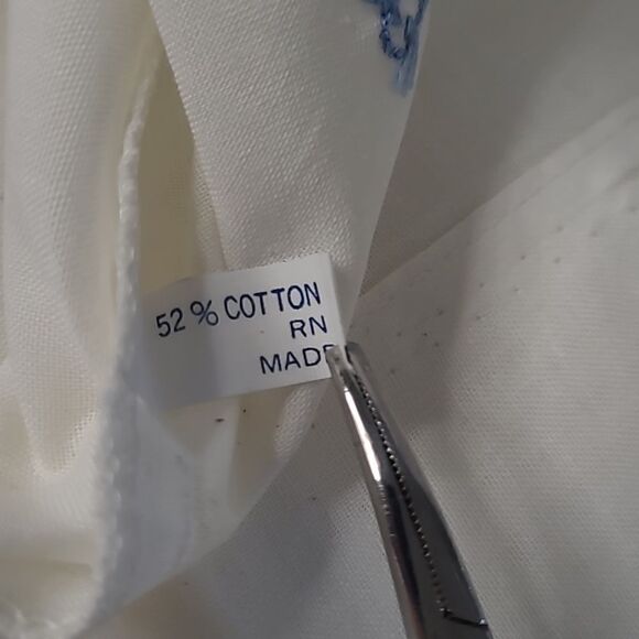 Vintage Hand embroidery cotton poly pillowcases, - Picture 5 of 7
